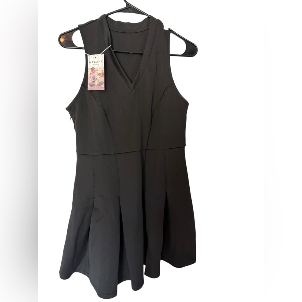 HALARA Black Sleeveless Athletic Dress Size Medium